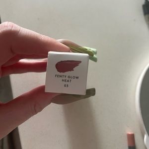 Fenty glow heat lip gloss
